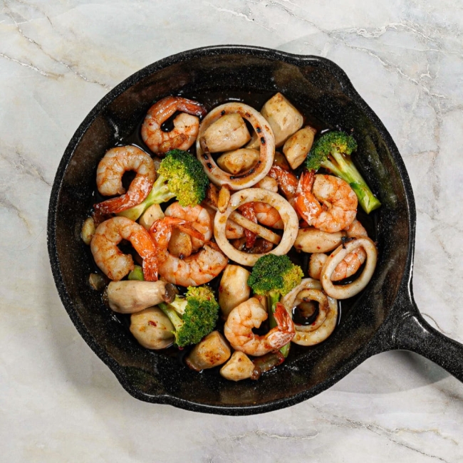 [월드킷] 오징어X새우 투콤보 감바스 (중)